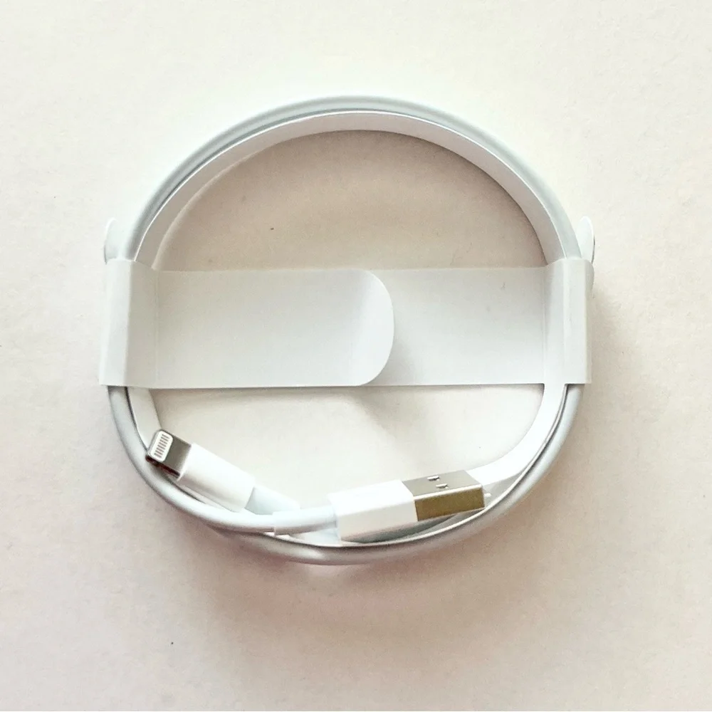 Apple Lightning to USB Cable (1 m) ​​​​​​​ — Authentic / Genuine — NWOB